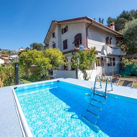 Вілла Casa Del Sole: Relax & Charme Nella Riviera Ligure Кампороссо Екстер'єр фото